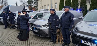 Policyjne psy ze Świecia mają nowe "Taxi"-28940