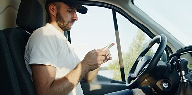 Kierowca w 2026 roku - ile można zarobić i czy branża nadal ma przyszłość?
