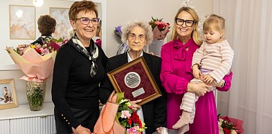 Wyjątkowe jubilatki z regionu uhonorowane marszałkowskimi