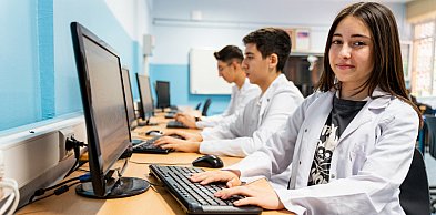 Duże dofinansowanie do kursów i prawa jazdy dla mieszkańców naszego powiatu
