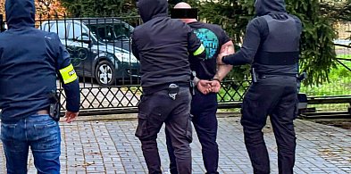 CBŚP rozbija gang pseudokibiców. W tle 1,5 tony narkotyków FILM-28778