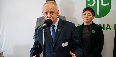 Komputery warte miliony trafią do szkół-29196