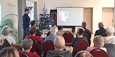 Policja ostrzega i uczy seniorów-29250