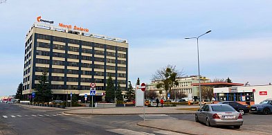 Nietypowy kolor Wisły pod lupą inspektorów. WIOŚ sprawdza ścieki z Mondi