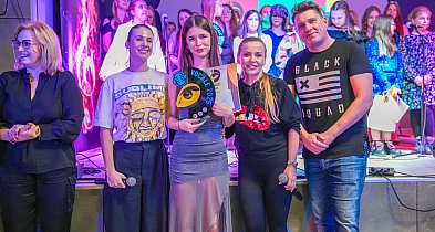 Muzyczne talenty podbiły scenę! VOCALE 2025 zakończone zwycięstwem Karoliny ZDJĘCI-28961