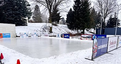 Lodowisko w Świeciu już gotowe, pogoda dopisuje. Z kim widzimy się na łyżwach?