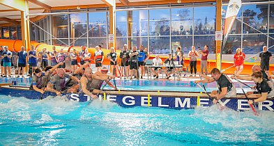 Smocze piekło w świeckim basenie! I Zawody o Puchar Burmistrza za nami [RELACJA]