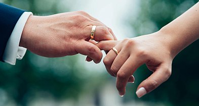 Idealne obrączki dla Młodej Pary znajdziesz w Jubiler Kubaccy w Chełmnie