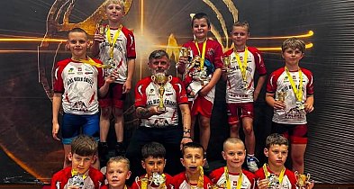 Zapaśniczy nokaut w Namysłowie! Sukces zawodników MLKS Anbud Wisła Świecie
