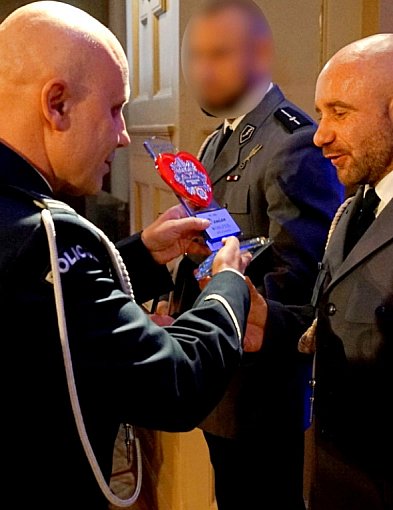 „Kryształowe Serca” dla Policjantów ze Świecia-29076