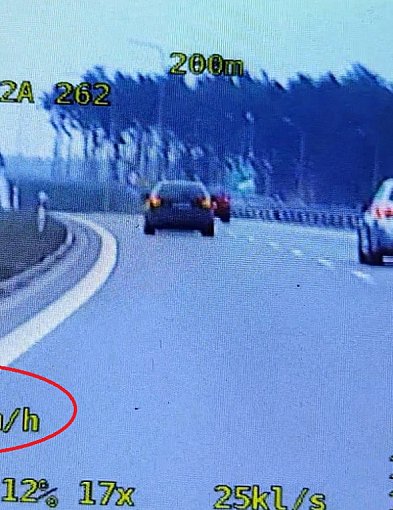 21-latek ze Świecia pędził 164 km/h na „setce”. Zapłaci fortunę-29365