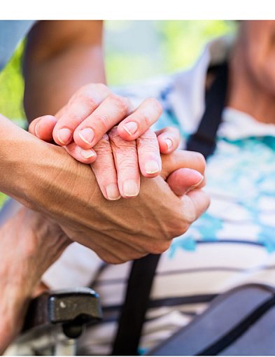 Wyższy „bonus za wiek” dla stulatków. Od marca spore zmiany w portfelach