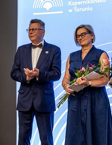 Beata Szymańska —  dyrektor świeckiej biblioteki z nagrodą marszałka