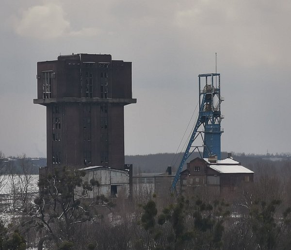 Pięcioletnie urlopy i nawet 170 tys. zł odprawy. Zmiany dla dużej grupy-28228