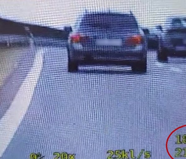 Pośpiech słono kosztował 21-latka. Młody kierowca zgarnął 15 punktów-28566