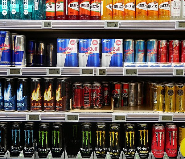 Popularne napoje pójdą ostro w górę. Rząd szykuje podwyżkę VAT-29136