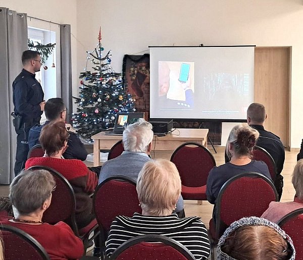 Policja ostrzega i uczy seniorów-29250