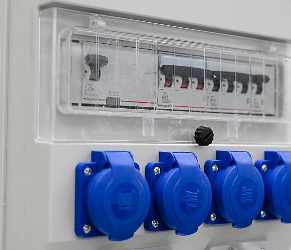 Dostawcy prądu pod presją. Te zmiany odczują odbiorcy-29486