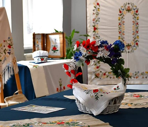 Igła i nitka w dłoniach mistrzów. Rusza konkurs na haft kociewski