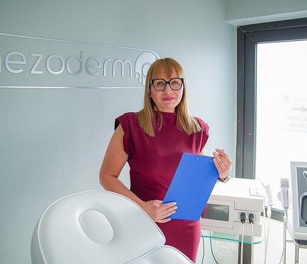 Magdalena Komasińska - doktor od urody i strategii