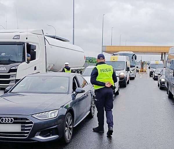 Ponad 1300 skontrolowanych kierowców na A1