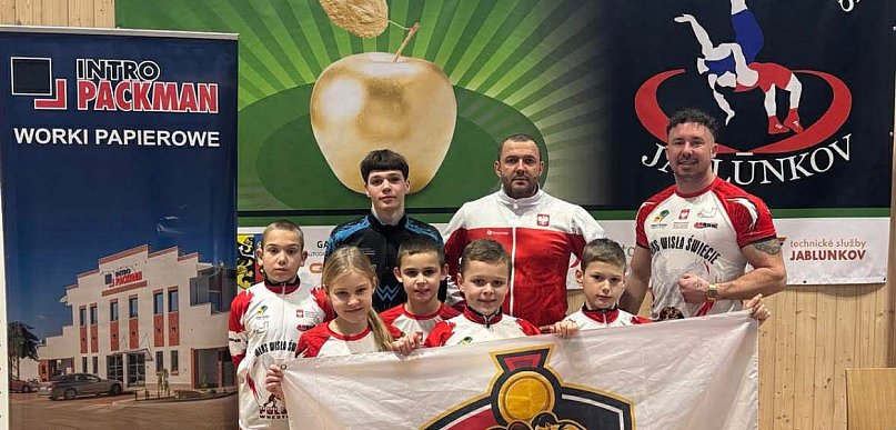 Wielki sukces zapaśników ze Świecia w Czechach! Trzy medale na prestiżowym turniej