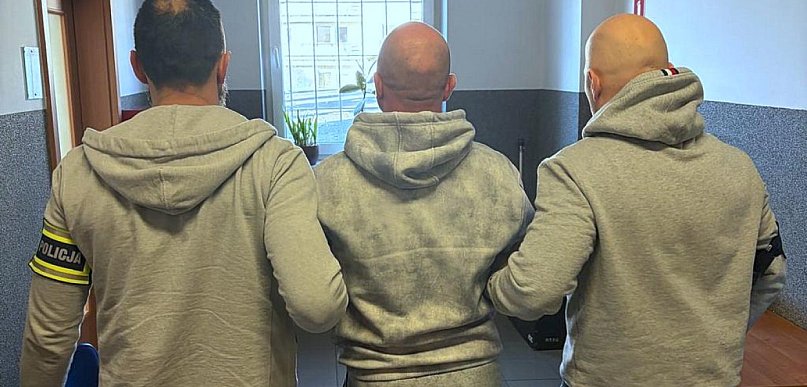 Mieszkaniec Świecia wpadł na bydgoskim targowisku