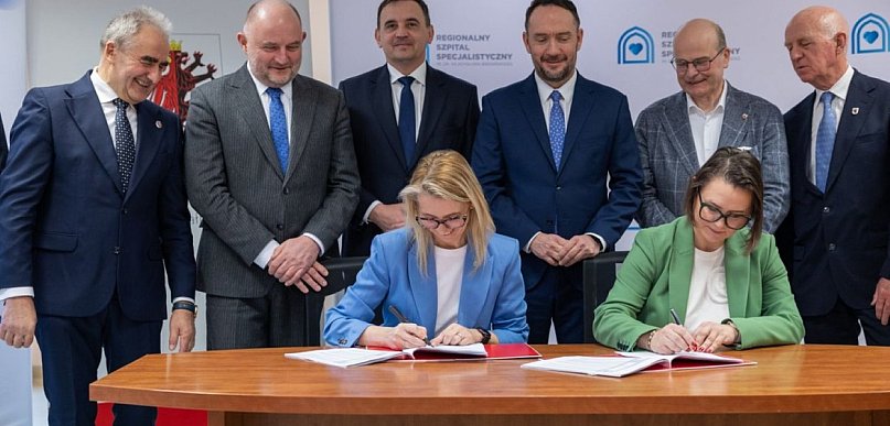 70 milionów na rozwój szpitala w Grudziądzu. Robot na sali operacyjnej