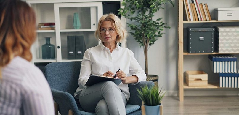 Ile zapłacimy za psychoterapię w 2026 roku? Sprawdzamy koszty