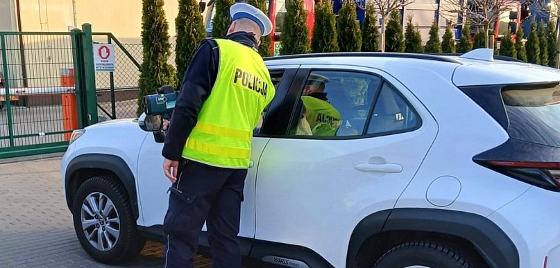 Niektórzy kierowcy za nic mają wyroki sądów