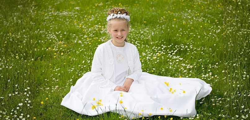 Pierwsza Komunia 2026. Ile wypada włożyć do koperty?