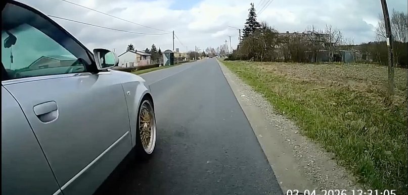 Wyprzedzał rowerzystę na milimetry NAGRANIE