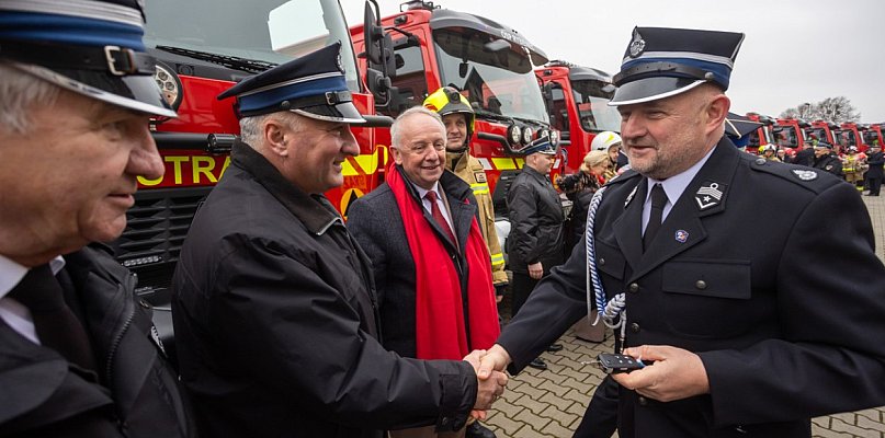 OSP Wałdowo i OSP Górna Grupa z nowymi wozami - 29304