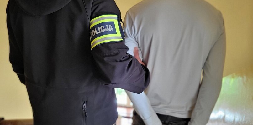 Kamieniem w szybę, a potem... prosto w ręce policji. Włamywacz z gminy Jeżewo