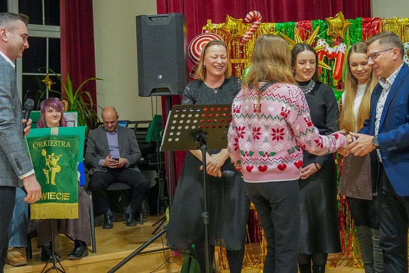 Świąteczne spotkanie z orkistrą