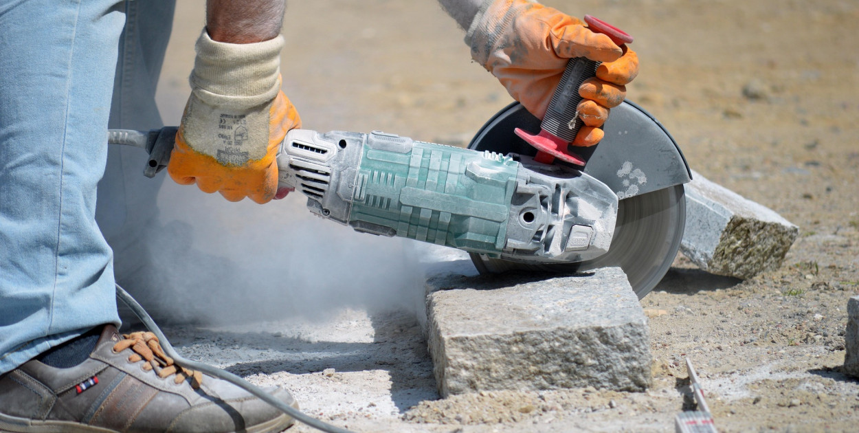 Weszły nowe przepisy. ZUS przyjmuje setki tysięcy wniosków