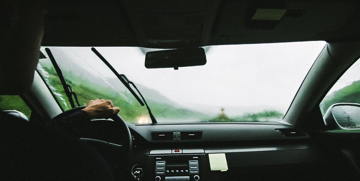 Wycieraczki Valeo – jak wybrać niezawodne rozwiązanie dla bezpieczeństwa i komfort