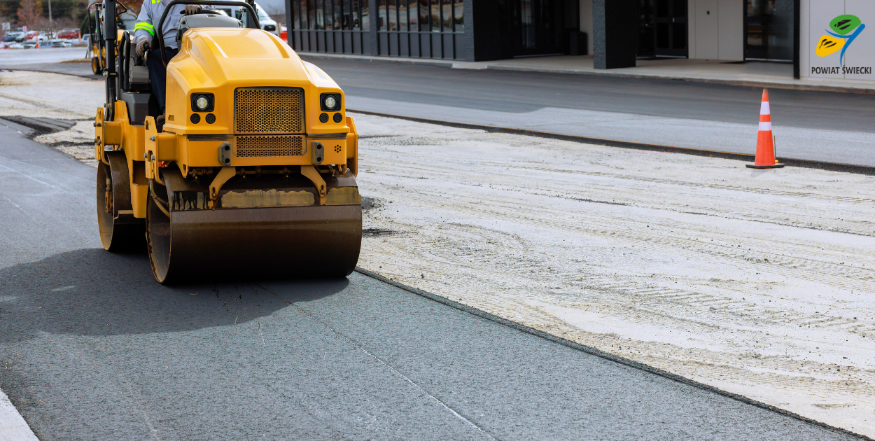 Obwieszczenie Starosty - budowa drogi w Bukowcu