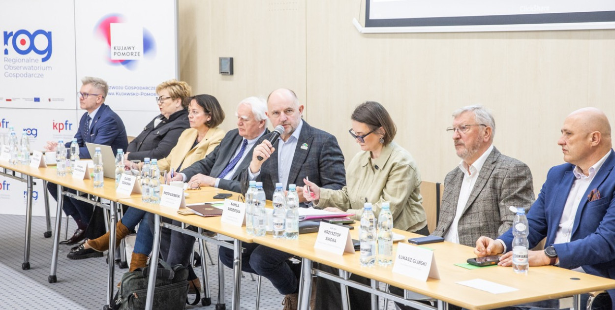 Wyludnianie regionu to fakt. Jak samorząd chce zatrzymać mieszkańców?