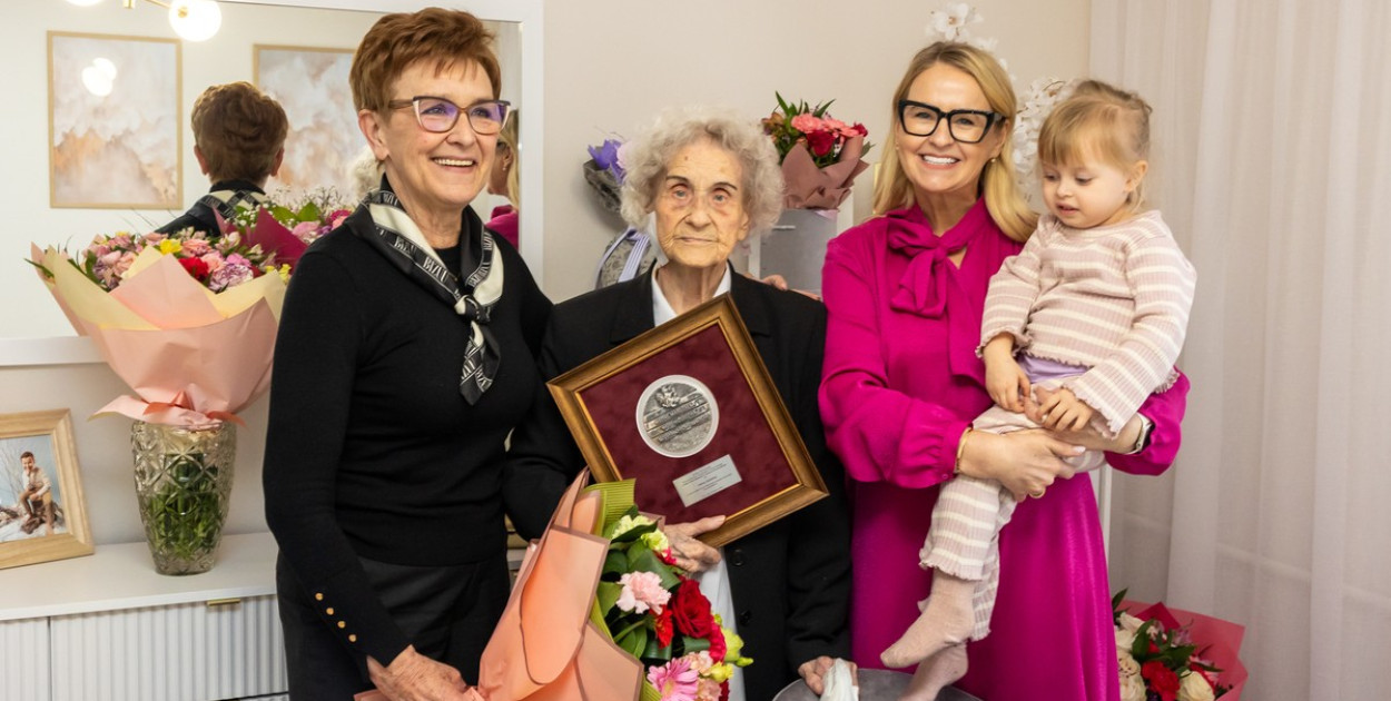 Wyjątkowe jubilatki z regionu uhonorowane marszałkowskimi