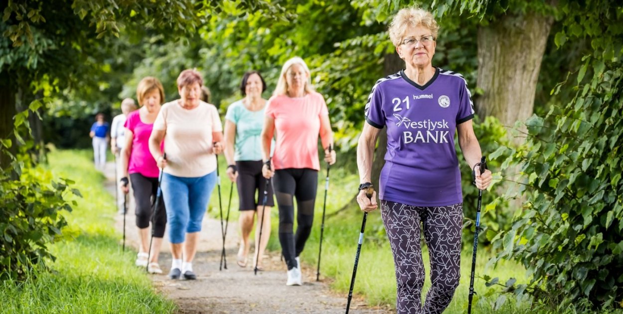 Jesień życia w kolorach tęczy. 85 milionów złotych na kluby seniora